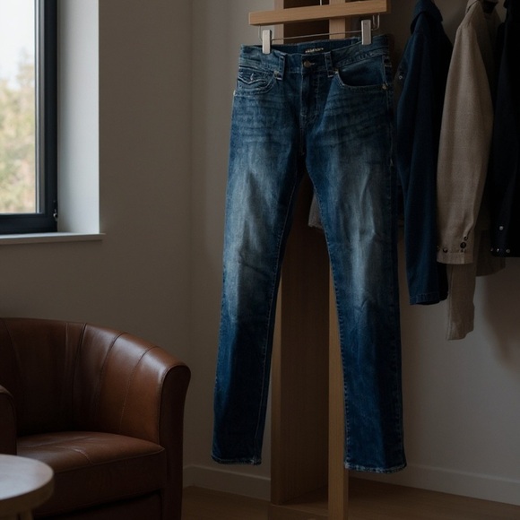 True Religion Rocco Relaxed Skinny Flap Denim Jeans - Picture 14 of 14